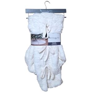 Koolaburra UGG Noelle White Faux Fur 54" Christmas Tree Skirt Luxury Holidays